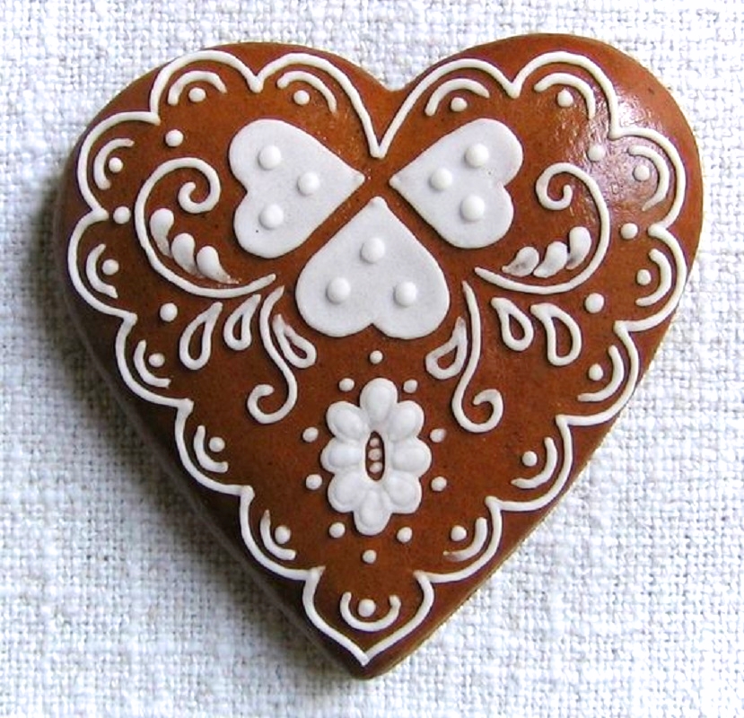 Beautiful Holiday Gingerbread Designs from the Czech Republic